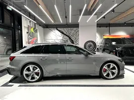 Audi RS6 Avant "quattro" 2021